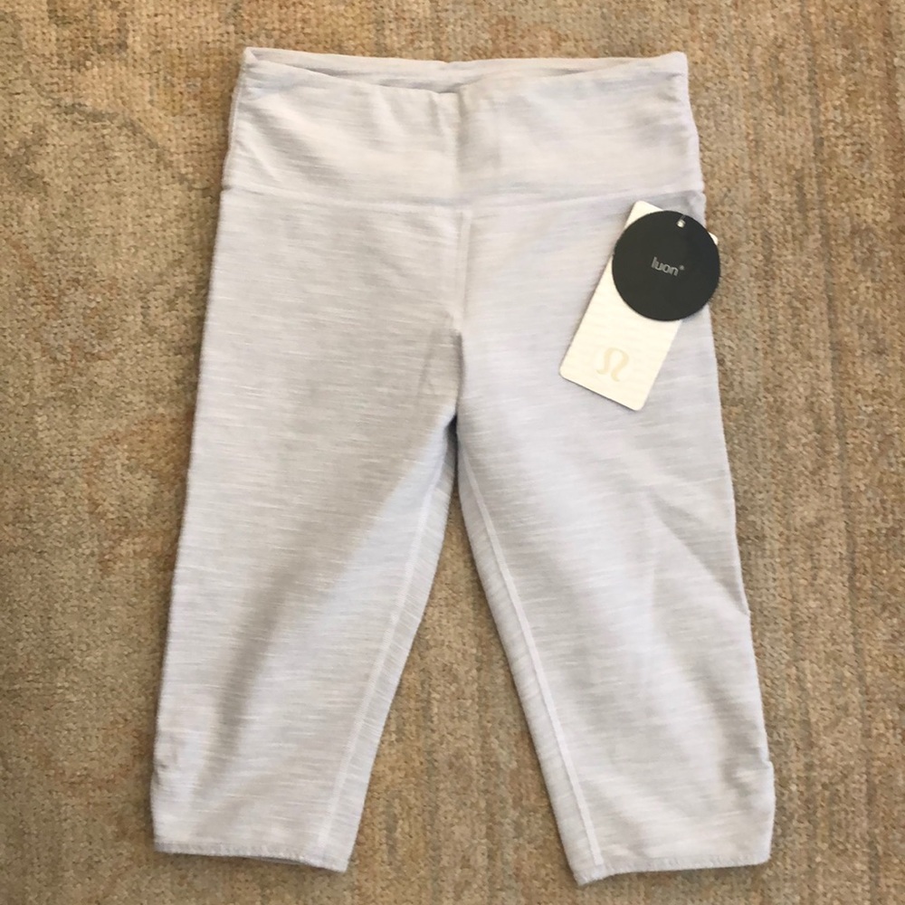 Lululemon Dhanurasana Crop 4